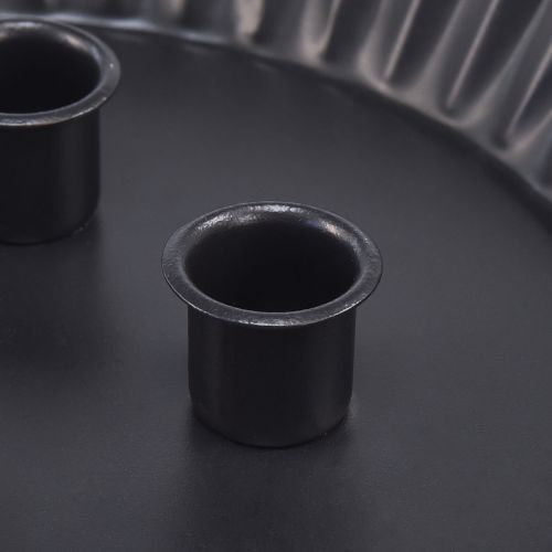 Artikel Designljusstakar av metall i tårtform, 2 delar - svart, Ø 24 cm - elegant bordsdekoration för 4 ljus